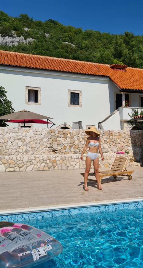 Art House 1800 Villa Tribalj  Buitenkant foto